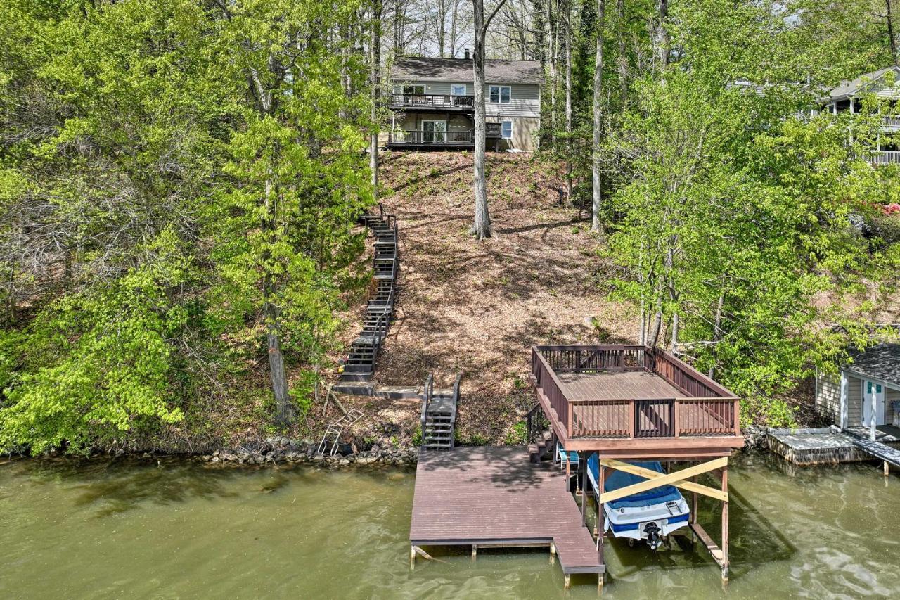 Waterfront Cottage With Boat Dock And 3 Decks! Bracey Eksteriør billede