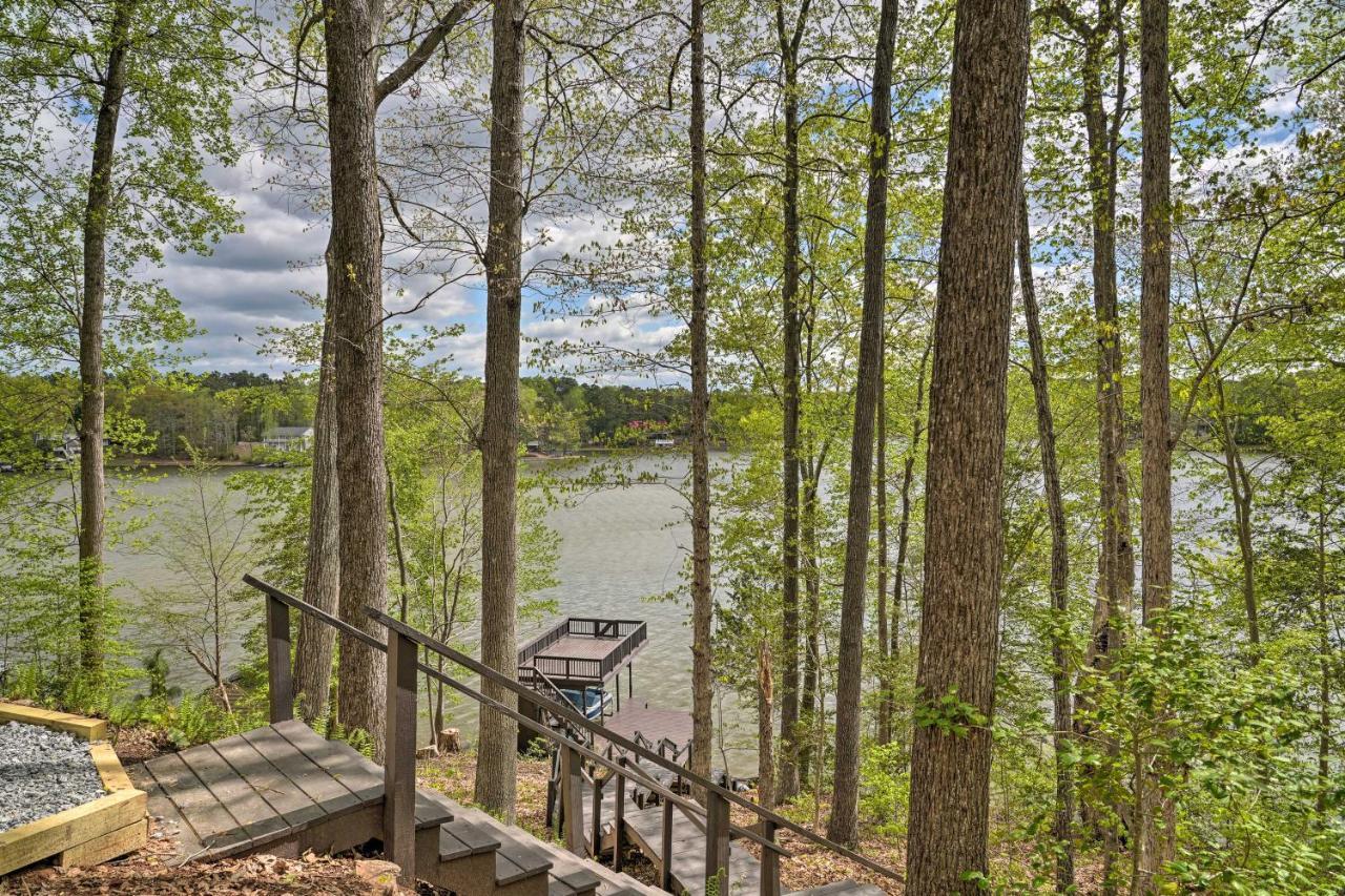 Waterfront Cottage With Boat Dock And 3 Decks! Bracey Eksteriør billede